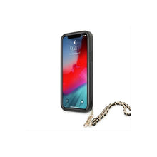 Carregar imagem no visualizador da galeria, Capa de Smartphone Guess Saffiano Chain Apple iPhone 12/ 12 Pro Preta